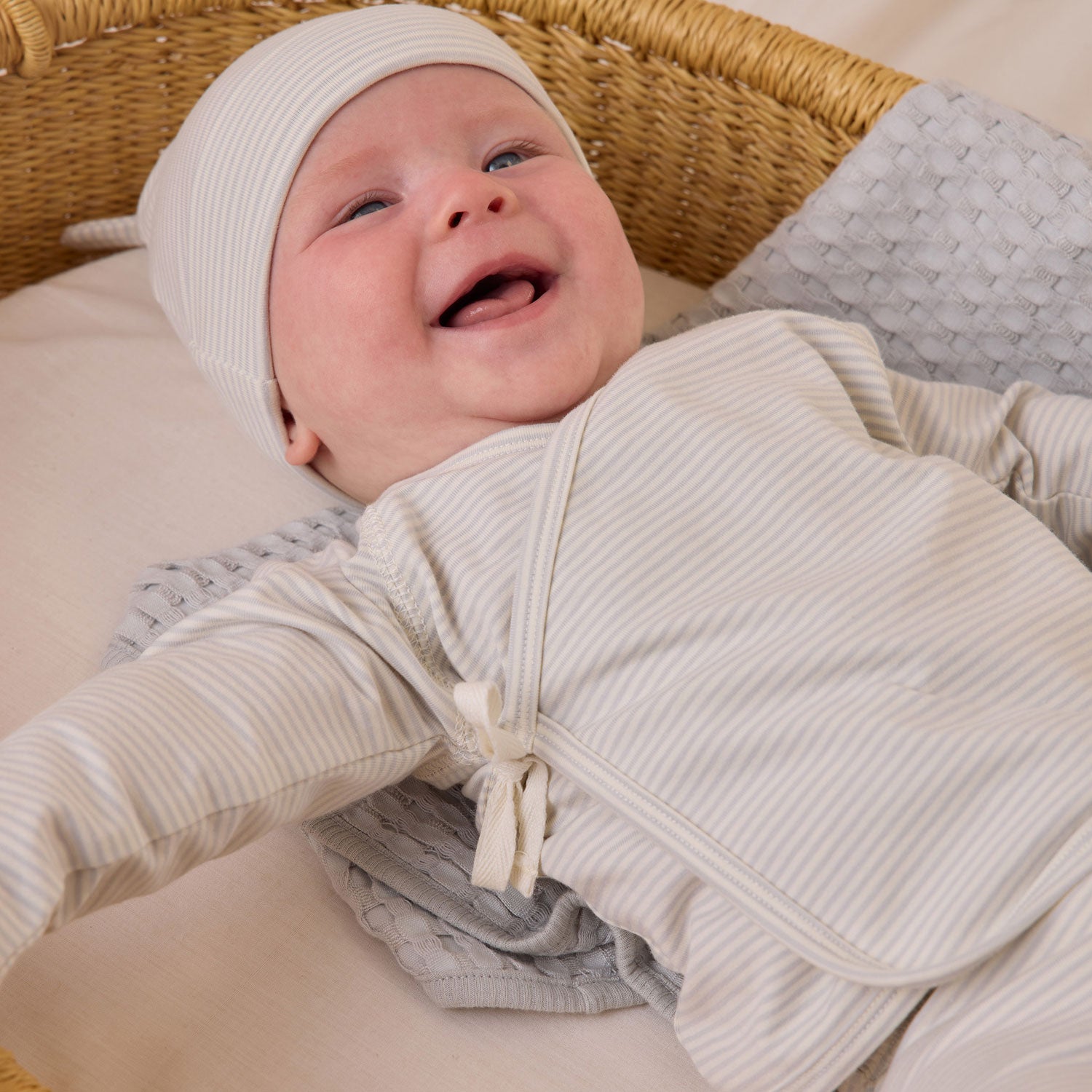 Quincy Mae Organic Wrap Top + Footed Pant Set | Sky Micro Stripe