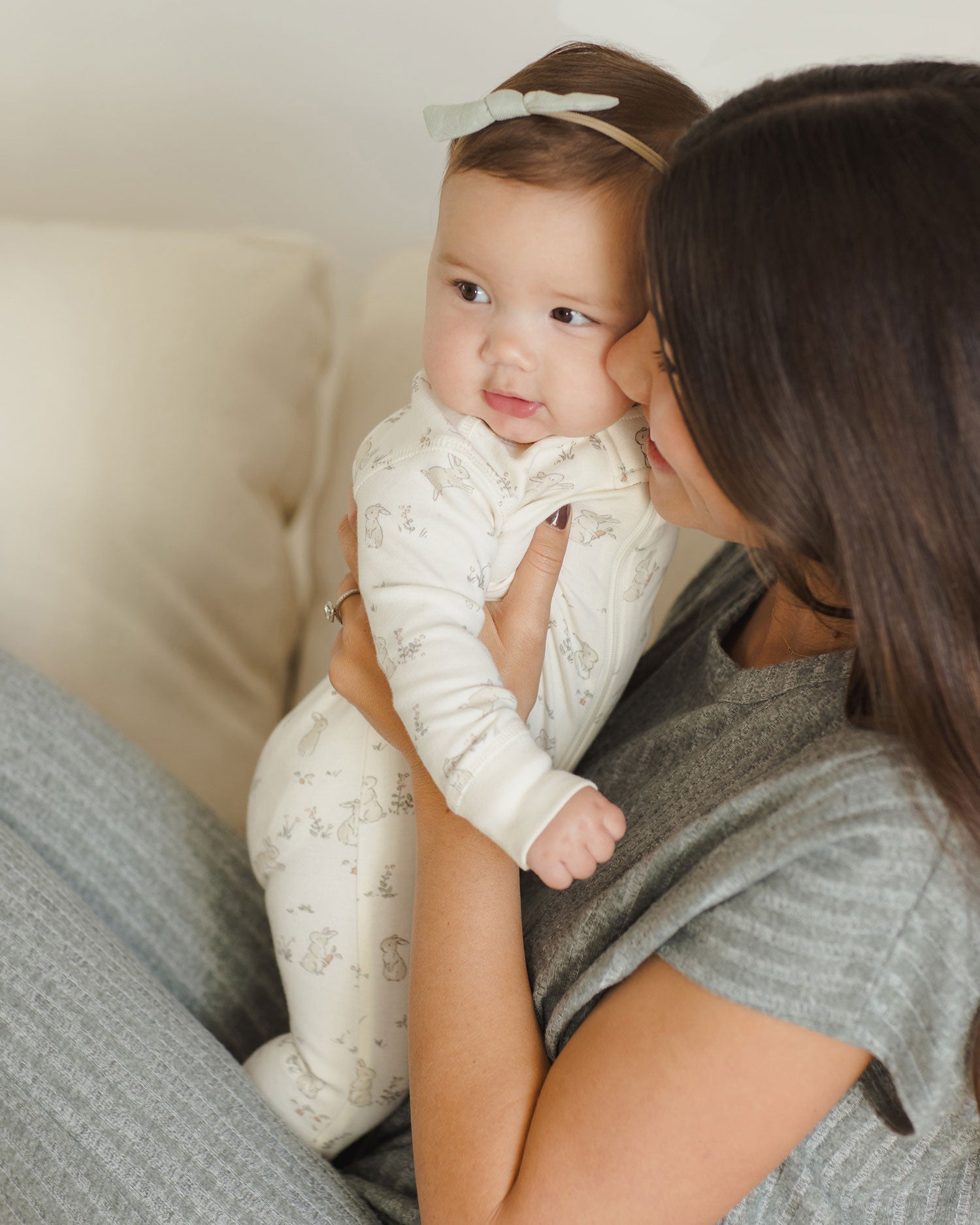 Quincy Mae Organic Zip Long Sleeve Sleeper | Bunnies