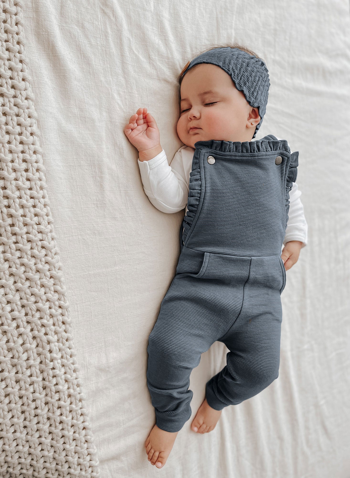 L'ovedbaby Organic Corduroy Ruffle Romper - Moonstone