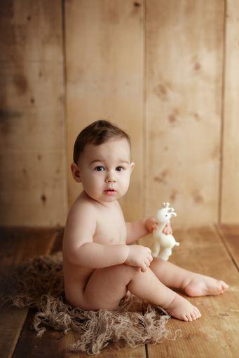Tikiri Toys Natural Rubber Rattle, Teether & Bath Toy - Giraffe