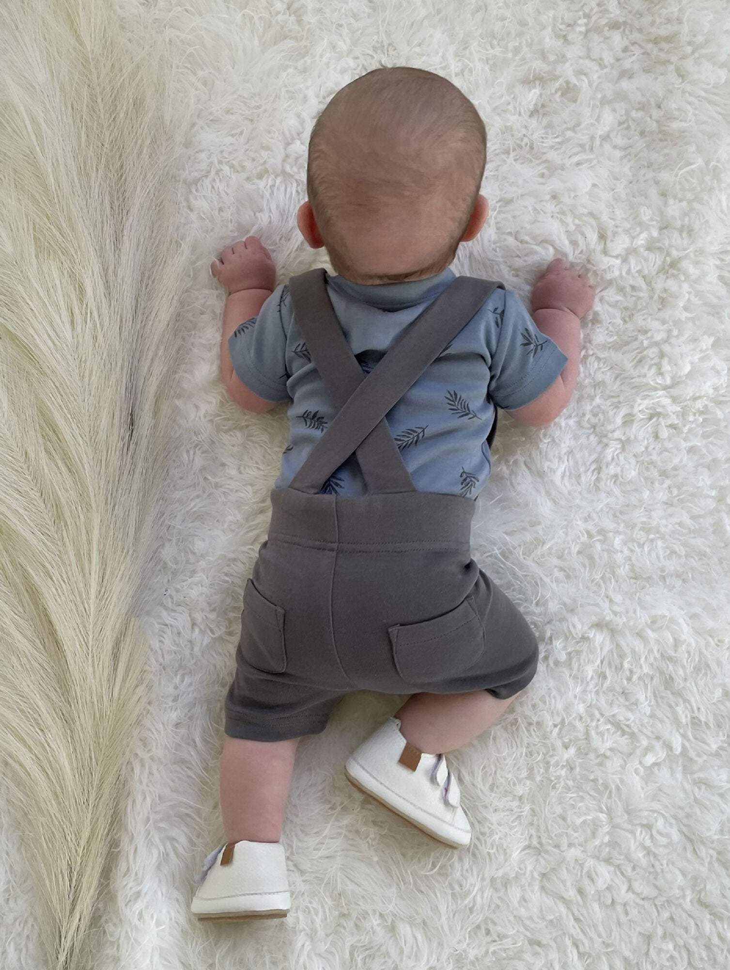 L'ovedbaby Organic Suspender Shorts - Gray
