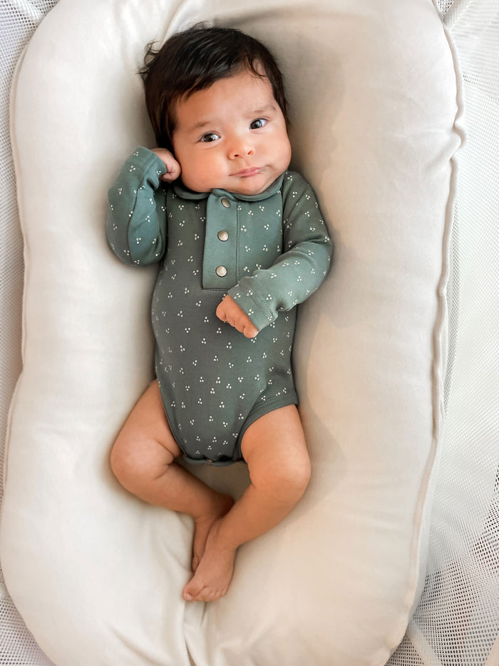 L'ovedbaby Organic Polo Bodysuit - Spruce Dots