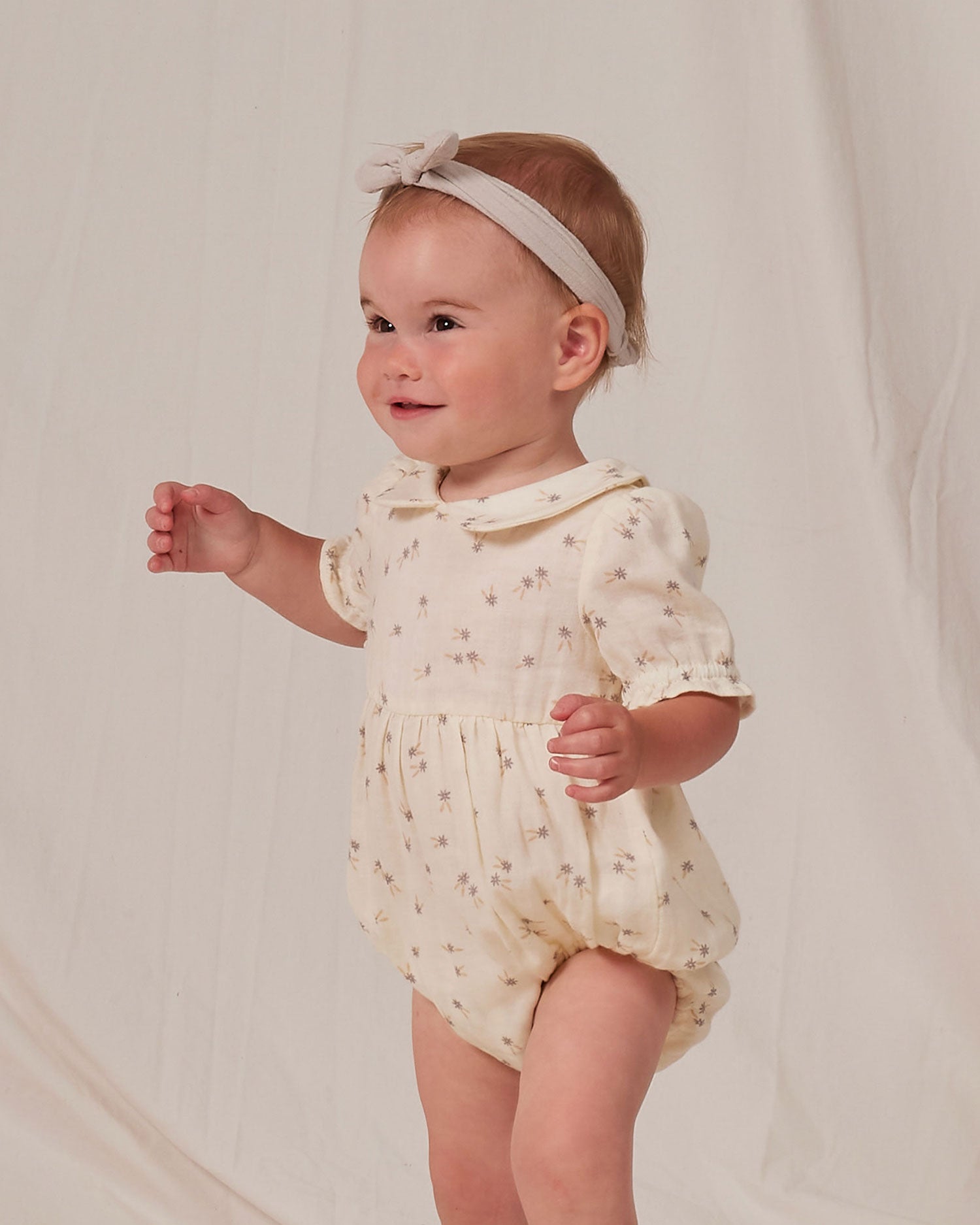 Rylee + Cru Gracie Romper - Blue Daisy